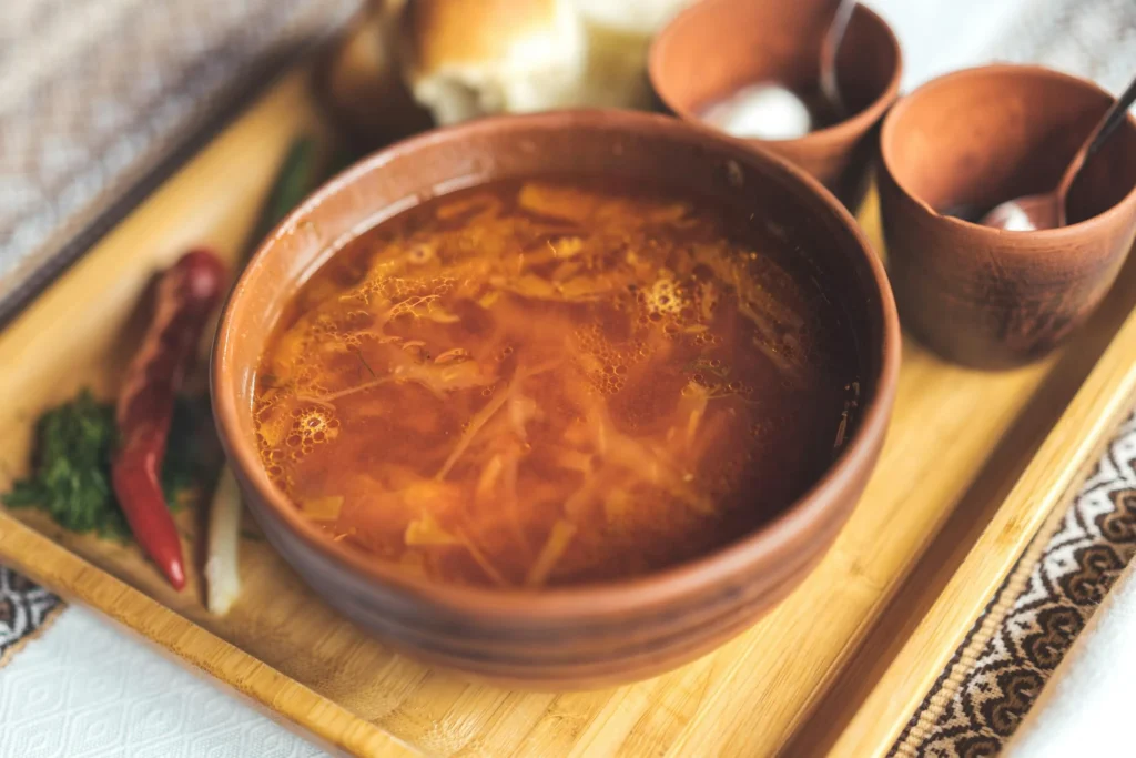 Що додавали у борщ наші бабусі: один продукт змінює все