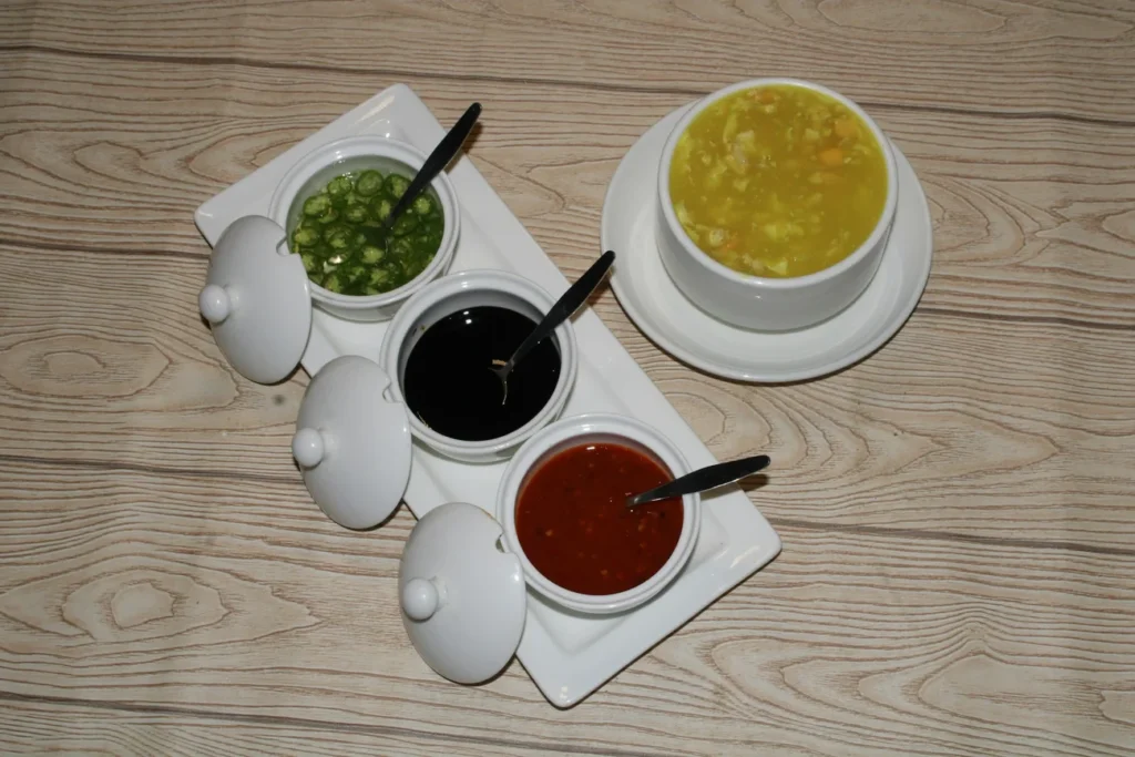 Кухарі розповіли, як соуси можуть перетворити страви на кулінарні шедеври