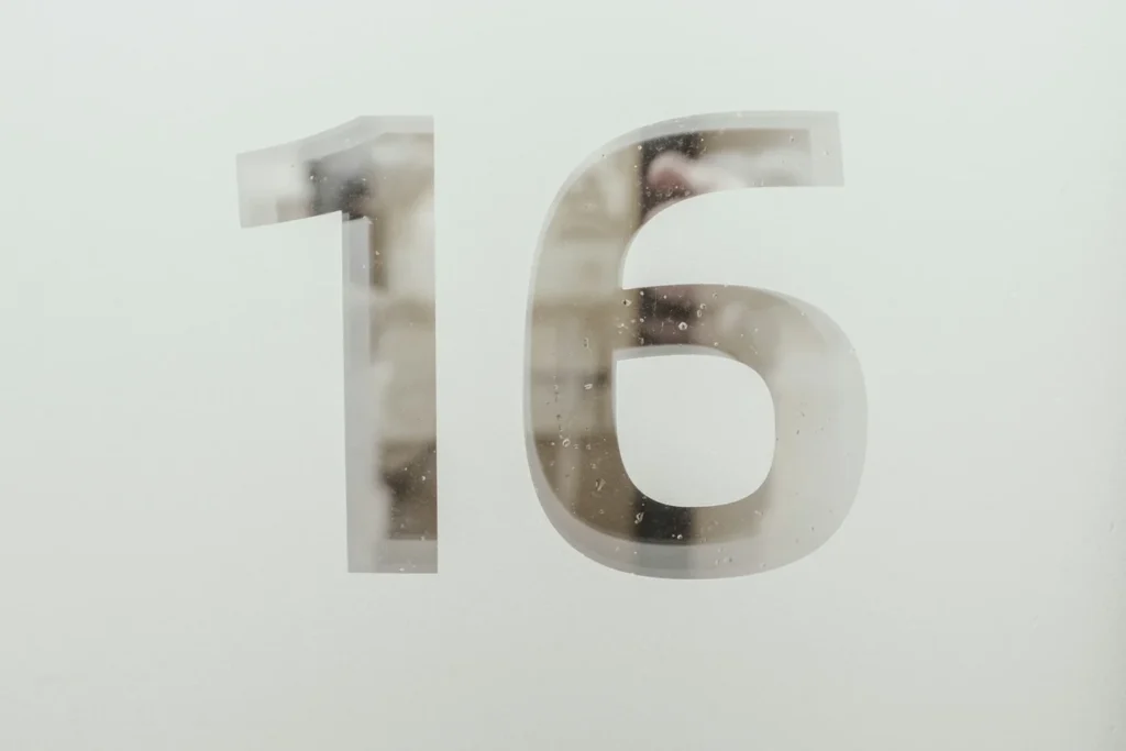 Гороскоп на 16 червня: що зірки обіцяють усім знакам Зодіаку